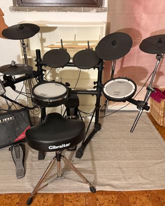 Batteria elettronica Roland TD15 +Crash+KickPedal