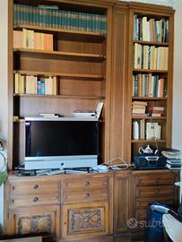 Ampia e solida Libreria, mobile porta tv