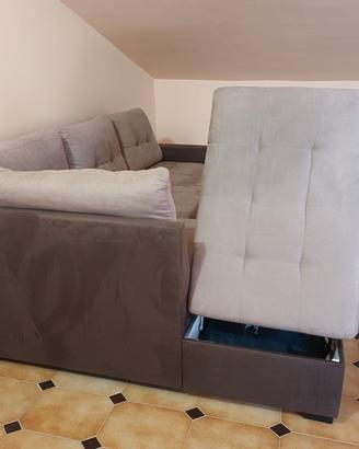 Divano Angolare  3 Posti  con Pouf  Contenitore 