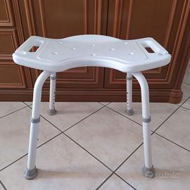 Sgabello doccia per anziani