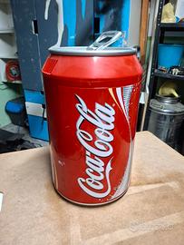 Mini Frigo Portatile  COCA-COLA a firma di lattina