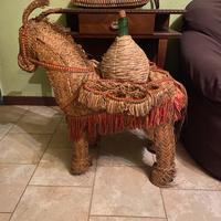 Asinello in paglia sembra