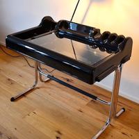 scrivania molteni ,modernariato vintage e altro .