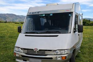 Laika motorhome 200i iveco gemellato 7 posti