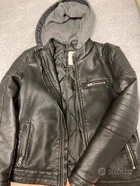 Giubbotto nero in pelle (sintetica)