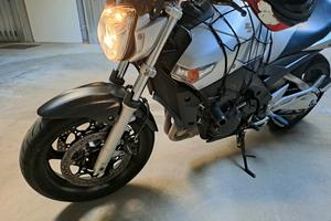 suzuki gsr 600