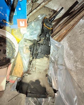 Cambio e frizione BMW 320 e21