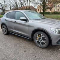 Stelvio 2.2 190cv