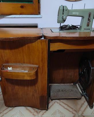Macchina da cucire Necchi BF Serie Mira