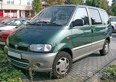 Parabrezza Nissan Serena (91-02)