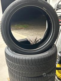 N.4  Pirelli scorpion Winter 255/40r 21 