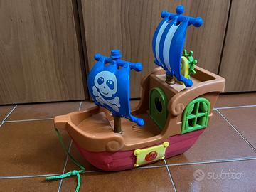 Barca giocattolo con suono