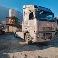 Trattore VOLVO TRUCK FH16