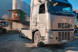 Trattore VOLVO TRUCK FH16