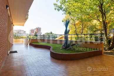 Villa bifamiliare Roma [V11/26VRG] (EUR)