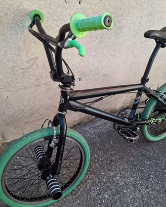 BMX frestyle 360° Montana 20"