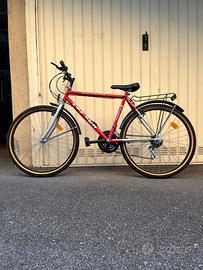 Mountain bike Top Gun taglia 26" Rossa