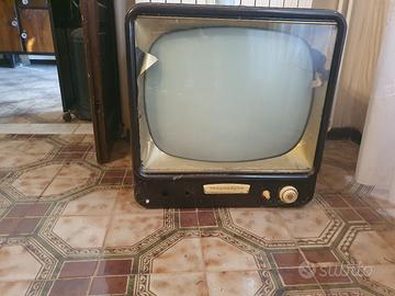 Televisore Magnadyne fine anni 50