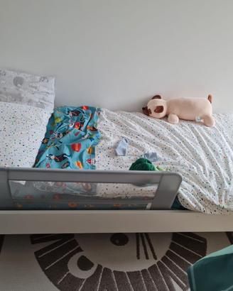 Letto singolo e materasso