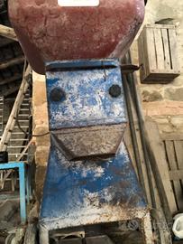 Mulino elettrico per cereali uso zootecnico