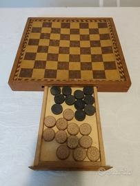 scacchiera in legno 