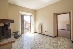 4 LOCALI A MARCELLINA
