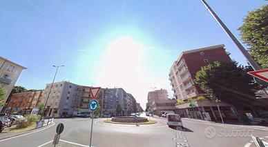 Stanza SINGOLA CON BALCONE IN CENTRO PIACENZA