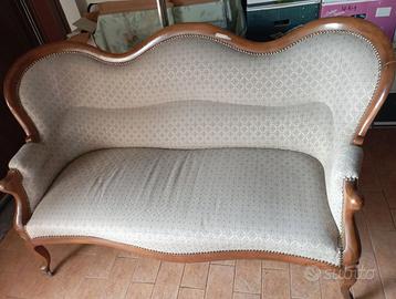 Divano due posti in stile Luigi Filippo in legno