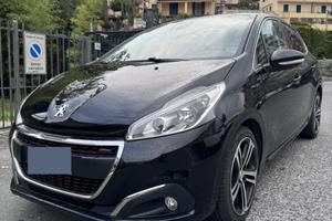 Peugeot 208 gt line nera