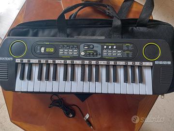 Tastiera elettronica Bontempi con custodia