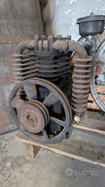 Compressore bicilindrico