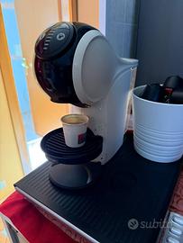Macchina del Caffè dolce gusto