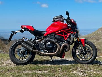 Ducati Monster 1200 R