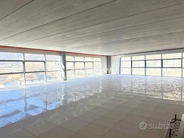 Immobile di 230 m² a Rovereto