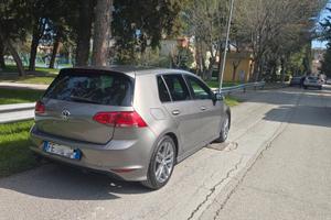 Volkswagen Golf
VII 5p 1.6 tdi Sport Edition 110cv