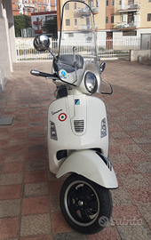 Vespa 300 gts super sport