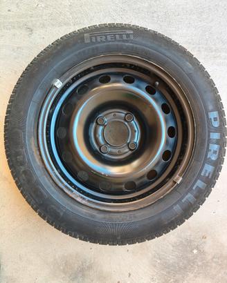 Ruota di scorta auto