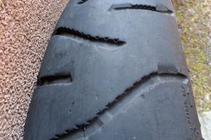 gomma Michelin 100/90-19