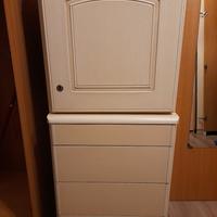 Mobiletto con cassettiera