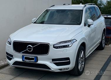 Volvo XC90 D5 AWD 235 CV