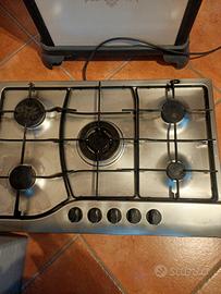 piano cottura 5 fuochi Ariston 