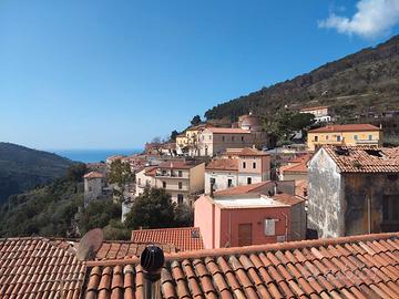 Nel centro storico di Tortora
