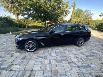 Bmw 520 520d xDrive Luxury 190 CV