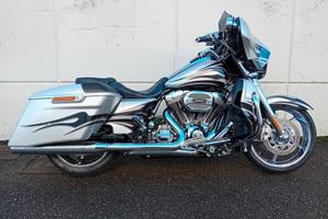 Harley-Davidson CVO Street Glide