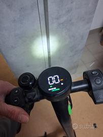 monopattino elettrico pieghevole