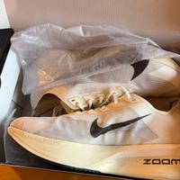Nike zoomx vaporfly next mis 45,5