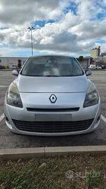 Renault grand scenic 1.5 dci  110cv EleGO 7 posti