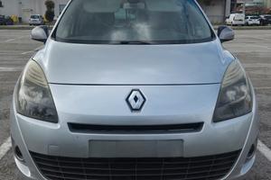 Renault grand scenic 1.5 dci  110cv EleGO 7 posti