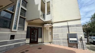 5 LOCALI A CORIGLIANO-ROSSANO