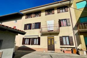 PANORAMICA CASA IN LINEA TRICAMERE CON GARAGE